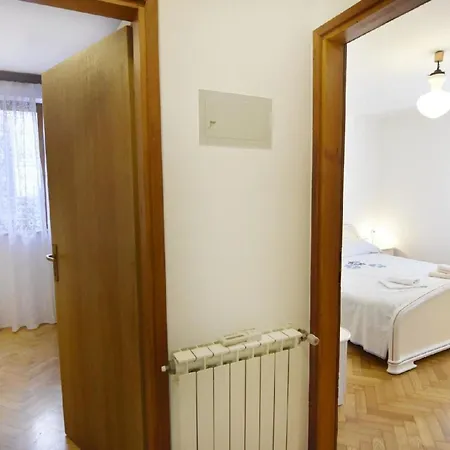 Apartment Mit Zwei Schlafzimmern In Strandnaehe *