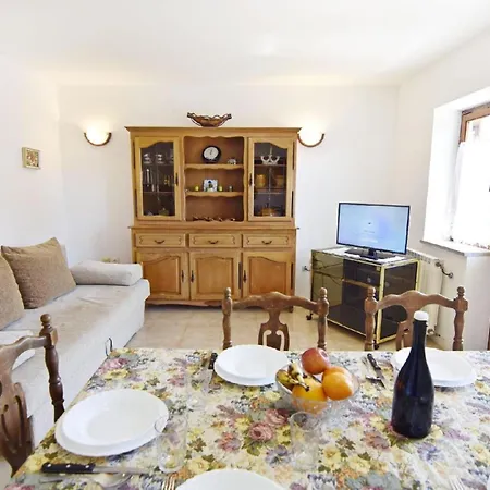 Appartement Mit Zwei Schlafzimmern In Strandnaehe